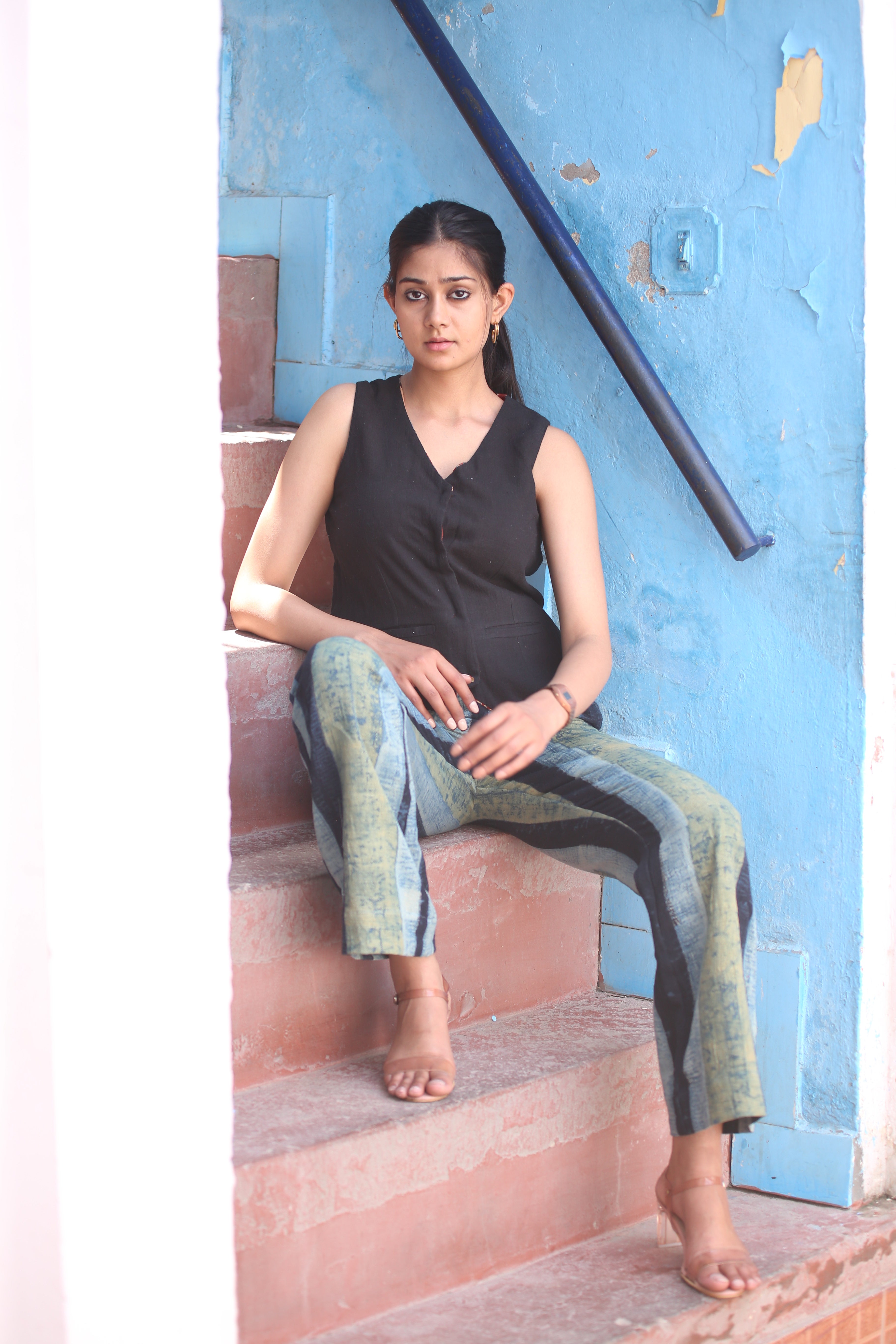 Handwoven Black Cotton Vest - Timeless Kala Cotton Apparel - Neela Ghar